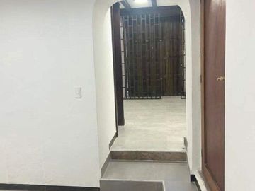 EN VENTA, AMPLIA PROPIEDAD EN EL CENTRO HISTÓRICO, GRAN POTENCIAL.