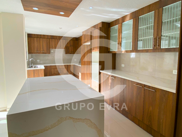 Casa en Venta en La Armenia – Confort, Amplitud y Seguridad