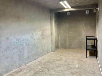 SE VENDE CASA REMODELADA COMPLETAMENTE PARA OFICINA COL JESUS GARCIA