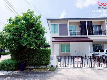 ขายทาวน์โฮมหลังมุม 2 ชั้น ดีไลท์ เดอลอฟท์ เมืองเอก-ม.รังสิต พร้อมอยู่ ใกล้รถไฟฟ้าสีแดง
