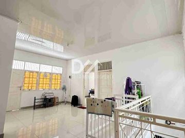 Dijual Rumah Murah Di Bintaro Sektor 9 posisi Hook dekat kemana-mana