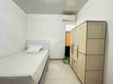 Dijual Rumah Murah Di Bintaro Sektor 9 posisi Hook dekat kemana-mana