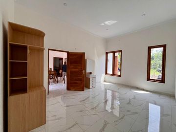 RUMAH KLASIK MODERN SIAP CUSTOM JADI VILLA DI BOROBUDUR