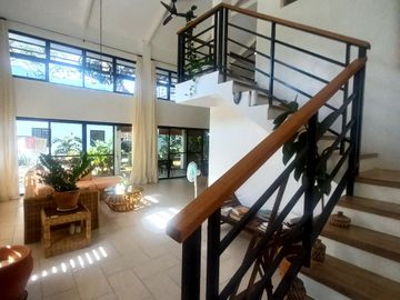 Modern Farmhouse, FOR SALE Puerto Galera