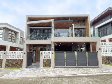 Elegant Brand New Modern Contemporary House and Lot For Sale in Tagaytay City