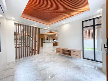 Elegant Brand New Modern Contemporary House and Lot For Sale in Tagaytay City