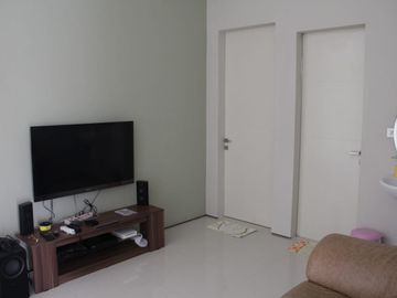 RUMAH MEWAH STRATEGIS DI BOULEVARD GREEN HILLS SLEMAN