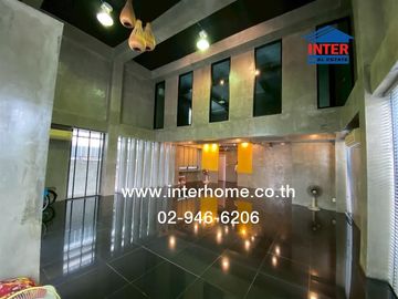 Home office 3.5 floors 71.5 sq.w. Home office near The Paseo Park, Kanchanaphisek, Boromratchonnanee Road, Phutthamonthon Sai 3 Road, Thawi Watthana D