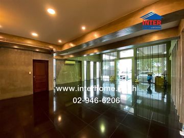 Home office 3.5 floors 71.5 sq.w. Home office near The Paseo Park, Kanchanaphisek, Boromratchonnanee Road, Phutthamonthon Sai 3 Road, Thawi Watthana D