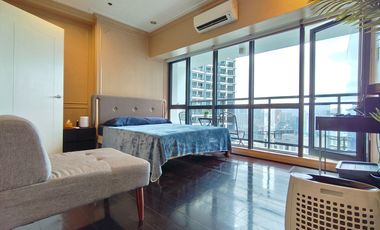 The Milano Residences, 44 sqm Penthouse 1 bedroom fully furnished unit w/balcony & 1 parking for sale