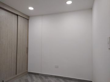 Apartamento en Venta - Avenida Bolívar - Parque Fundadores
