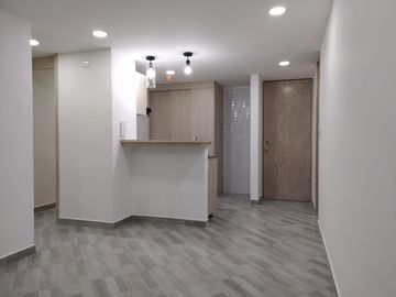 Apartamento en Venta - Avenida Bolívar - Parque Fundadores
