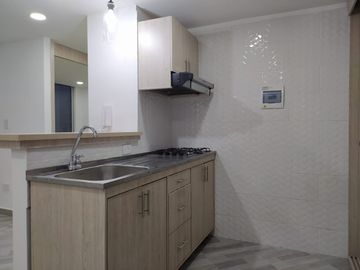Apartamento en Venta - Avenida Bolívar - Parque Fundadores