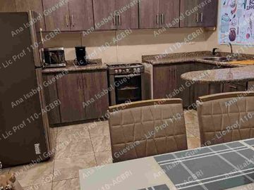 Venta de casa moderna amoblada en Conjunto cerrado