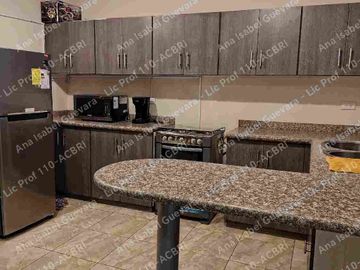 Venta de casa moderna amoblada en Conjunto cerrado