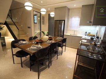 FOR SALE: 4BR HOUSE IN CAVITE WITH GARDEN AND CARPORT
