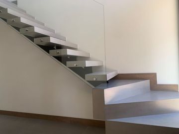 Venta casa en Cumbayá santa Ines
