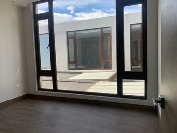 Venta casa en Cumbayá santa Ines