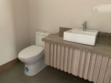 Venta casa en Cumbayá santa Ines