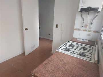 SE VENDE DEPARTAMENTO MUY AMPLIO Y COMODO EN UF 4.100 CONCON MANANTIALES