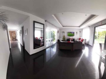 SE VENDE CASA CAMPESTRE