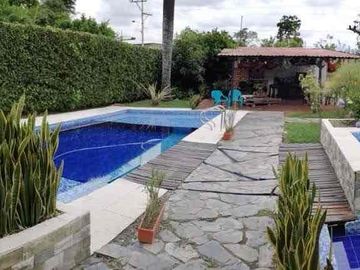 SE VENDE CASA CAMPESTRE