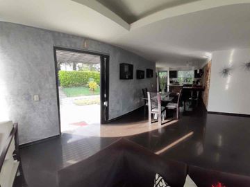 SE VENDE CASA CAMPESTRE