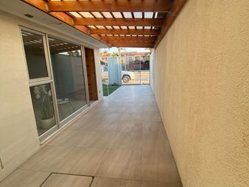 VENTA O ARRIENDO PROPIEDAD-OFICINA COMERCIAL