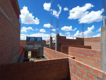 🔺️ ✅📍 Por Avenida Simón Bolívar - Se Vende Casa de  2 Pisos 160m2 💲47,000