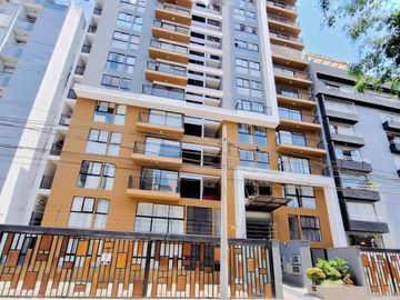 Vive En Un Exclusivo Dúplex Con Terraza Privada En La Cuadra 1 De Los Patriotas, San Miguel