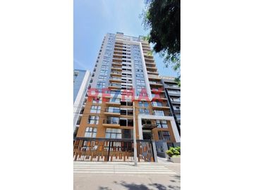 Vive En Un Exclusivo Dúplex Con Terraza Privada En La Cuadra 1 De Los Patriotas, San Miguel