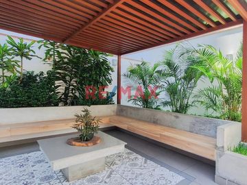 Vive En Un Exclusivo Dúplex Con Terraza Privada En La Cuadra 1 De Los Patriotas, San Miguel