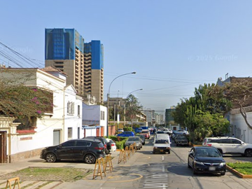 Venta casa en Jesús María (cerca a EsSalud y Canal 5)