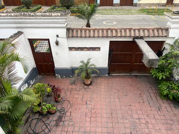 Venta casa en Jesús María (cerca a EsSalud y Canal 5)