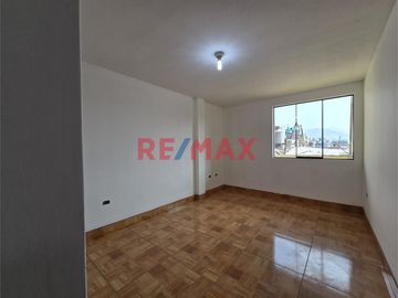Se Vende Casa Con Local Comercial En Sjl