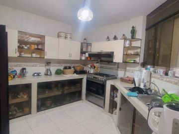 CASA EN VENTA  – URB. SAN ISIDRO - PIURA