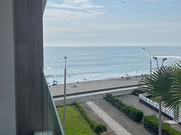 Duplex en Venta con vista al mar Playa Norte!