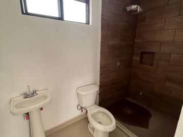 VENTA CASA AL SUR ORIENTE