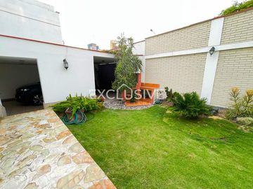 CASA 372 M2 TERRENO, 05 DORMITORIOS,JARDINES,CERCA SAN AGUSTIN,CORPAC SAN ISIDRO