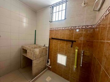 CASA EN RENTA AV. SUR PEREIRA