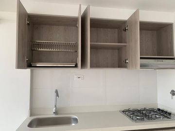APARTAMENTO ESN UNIDAD CERRADA EN RIONEGRO - FONTIBON