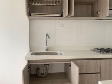 APARTAMENTO ESN UNIDAD CERRADA EN RIONEGRO - FONTIBON