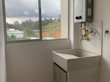 APARTAMENTO ESN UNIDAD CERRADA EN RIONEGRO - FONTIBON
