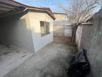 Casa recién remodelada en Villa San Ana, Maipú.