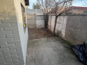 Casa recién remodelada en Villa San Ana, Maipú.