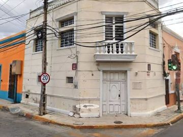 CASA SEMIAMUEBLADA TIPO LOFT CON ESPACIO POTENCIAL LOCAL MÉRIDA CENTRO