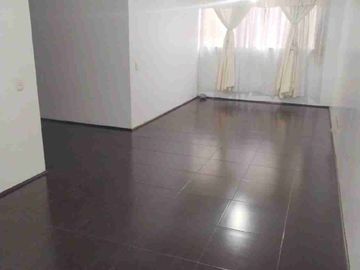 Vendo Bello Dpto En 2Do Piso a 10 minutos aprox de Palacio de gobierno