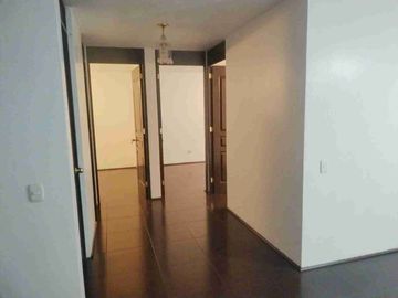 Vendo Bello Dpto En 2Do Piso a 10 minutos aprox de Palacio de gobierno