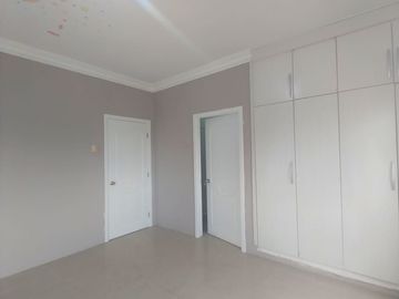 Vendo Espectacular casa en zona residencial de Machala