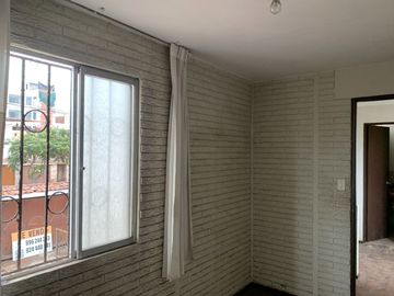 ¡Oportunidad en esquina! Terreno de 252 m² en Cedros de Villa, a ½ cdra. de parque – ideal proyecto o remodelación